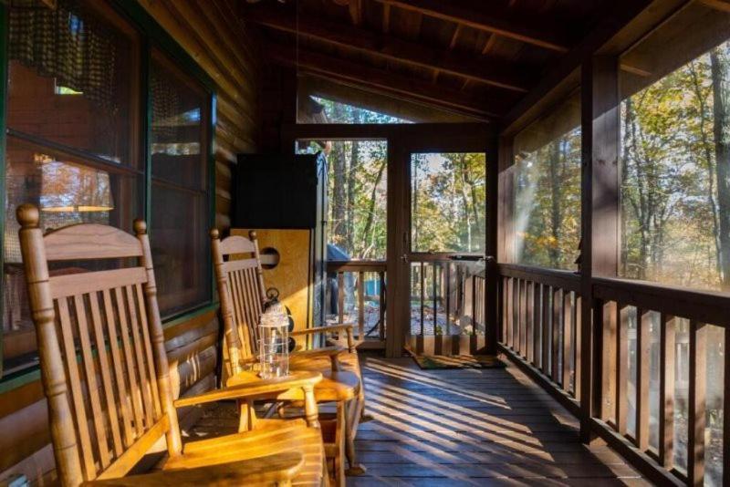 Mountain Time Cabin, Hot Tub, Fire Pit, Fireplace Villa Blue Ridge Luaran gambar