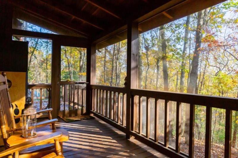 Mountain Time Cabin, Hot Tub, Fire Pit, Fireplace Villa Blue Ridge Luaran gambar